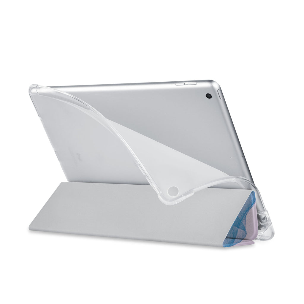 Balance iPad SeeThru Casd with Dog Design has a soft edge-to-edge liner that guards your iPad against scratches.